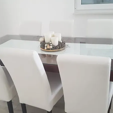 Lora Apartment