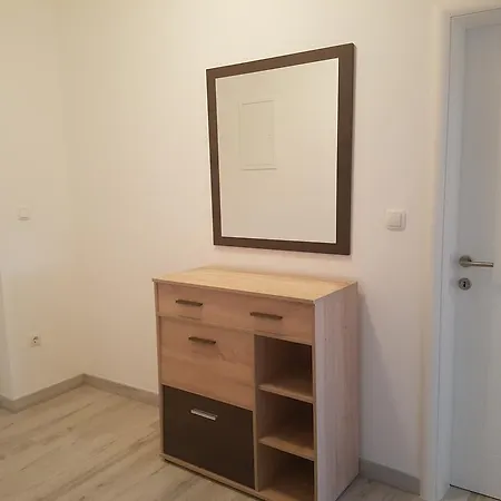 Lora Apartment *